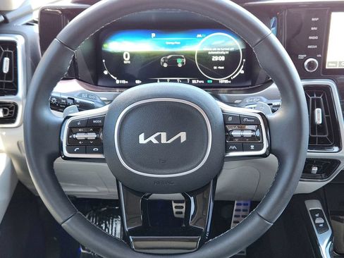 Certified 2024 Kia Sorento SX Prestige AWD/4WD image 24