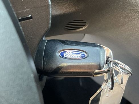 Used 2024 Ford Transit 250 Low Roof w/ Exterior Upgrade Package image 17