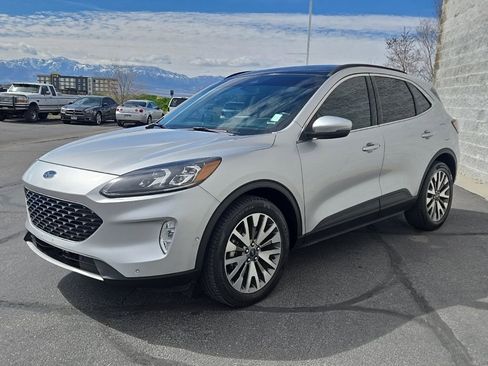 Used 2020 Ford Escape Titanium AWD/4WD image 8