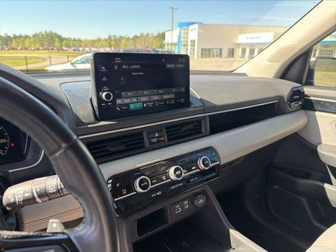 Used 2023 Honda Pilot EX-L image 5