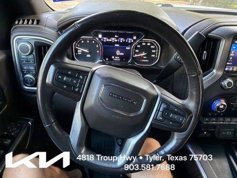 Used 2019 GMC Sierra 1500 Denali w/ Denali Ultimate Package AWD/4WD image 20