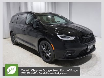New 2026 Chrysler Pacifica Limited