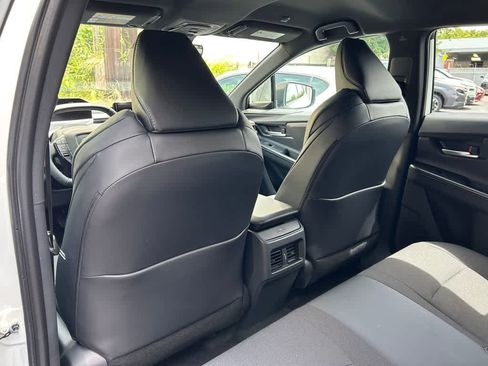 New 2026 Subaru Uncharted Premium FWD image 12