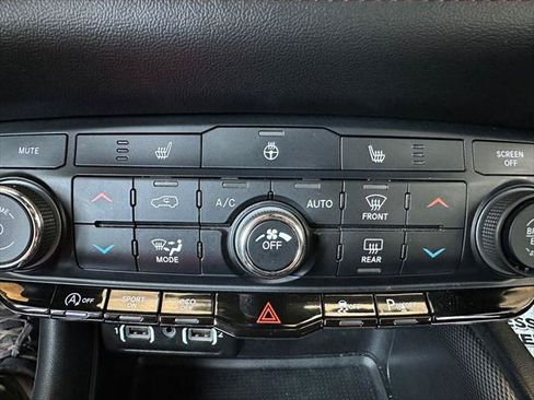 Certified 2023 Dodge Durango GT AWD/4WD image 6