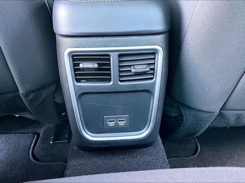 Used 2023 Dodge Charger SXT AWD/4WD image 10