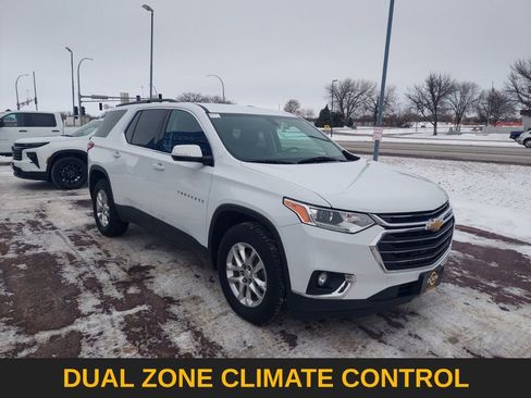 Used 2019 Chevrolet Traverse LT image 9
