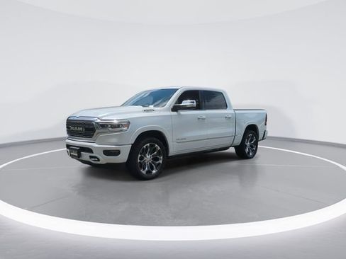 Used 2019 RAM 1500 Limited AWD/4WD image 4