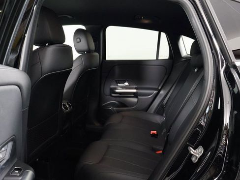 Certified 2025 Mercedes-Benz GLA 250 image 11