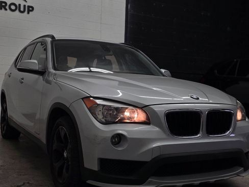 Used 2015 BMW X1 sDrive28i image 4
