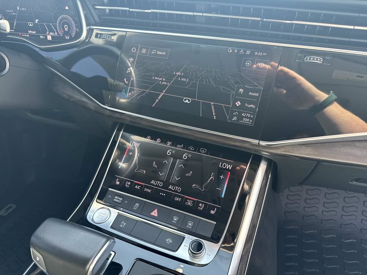Used 2019 Audi Q8 Premium Plus AWD/4WD image 26