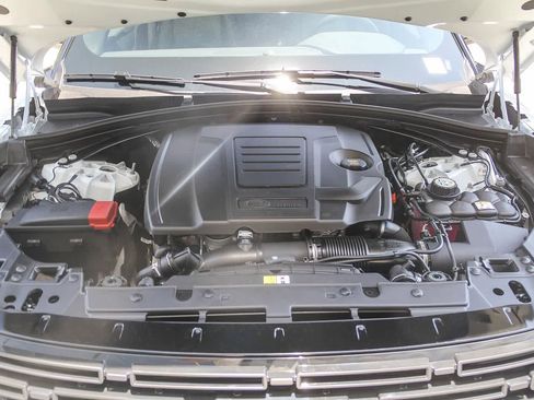 Used 2026 Land Rover Range Rover Velar S AWD/4WD image 26