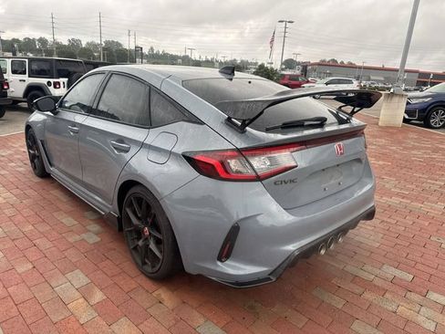 Used 2024 Honda Civic Type R image 7