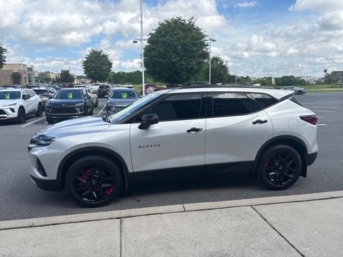 Used 2022 Chevrolet Blazer LT w/ Redline Edition AWD/4WD image 1