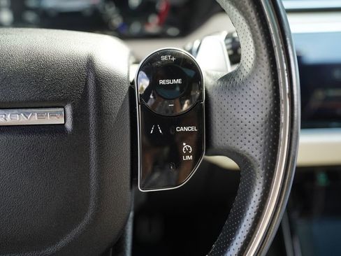 Used 2020 Land Rover Range Rover Velar R-Dynamic S image 30