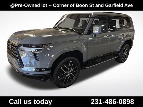 Used 2026 Lexus GX 550 w/ Accessory Package (2T) AWD/4WD image 1