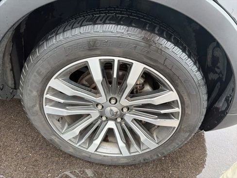 Used 2016 Ford Explorer Platinum AWD/4WD image 4