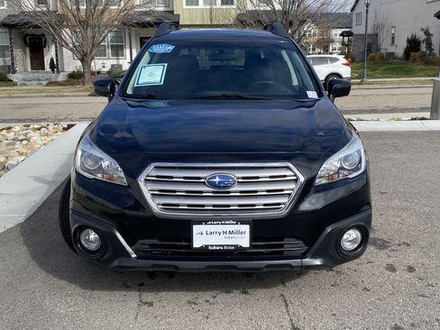 Used 2017 Subaru Outback 2.5i Premium image 7