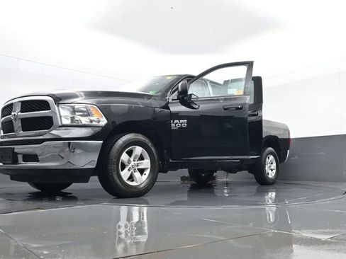 Used 2024 RAM 1500 Classic SLT image 30