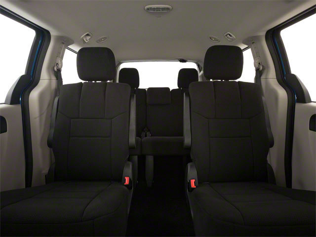 Used 2011 Dodge Grand Caravan Express FWD image 17