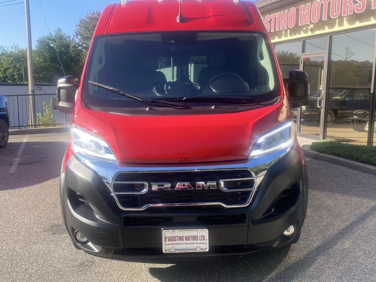 Used 2025 RAM ProMaster 3500 w/ Quick Order Package 22G SLT FWD image 5