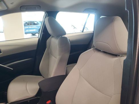 Certified 2023 Toyota Corolla Cross L image 15