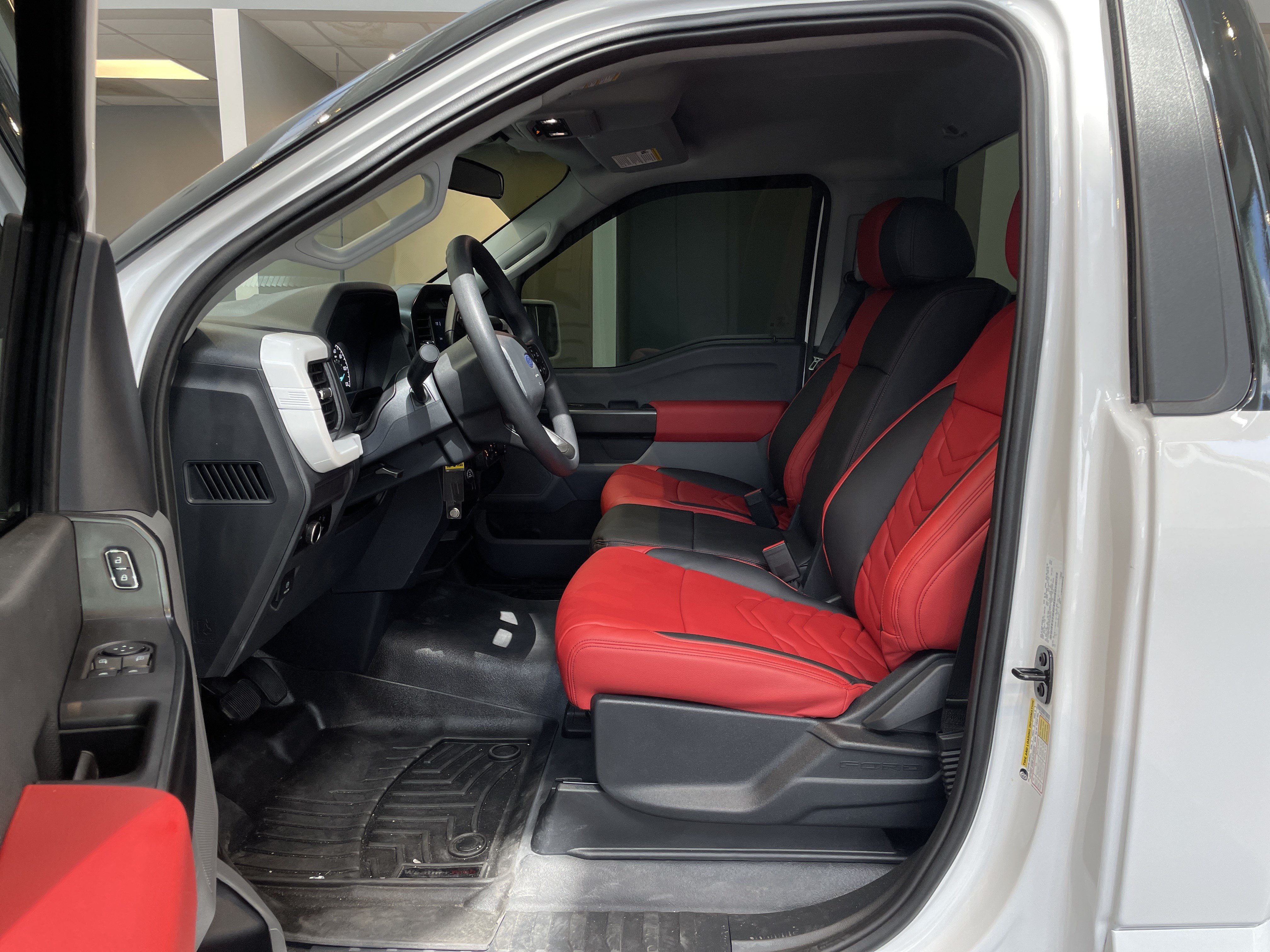 Used 2026 Ford F150 XL RWD image 19