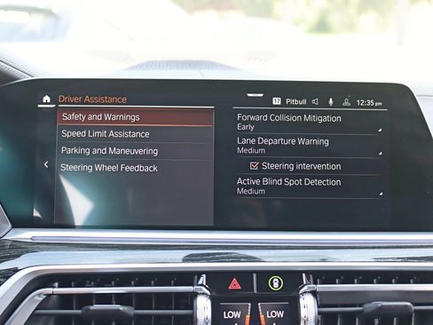 Used 2022 BMW X7 M50i w/ Executive Package AWD/4WD image 25