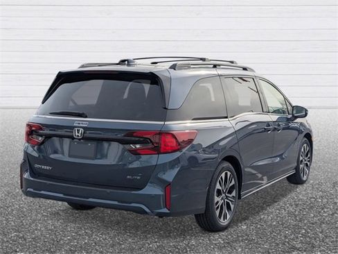 New 2026 Honda Odyssey Elite image 5