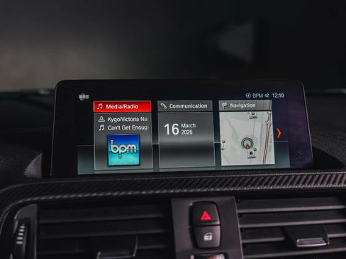 Used 2018 BMW M2 RWD image 60