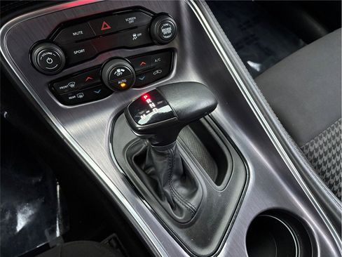 Used 2018 Dodge Challenger R/T w/ Blacktop Package image 31