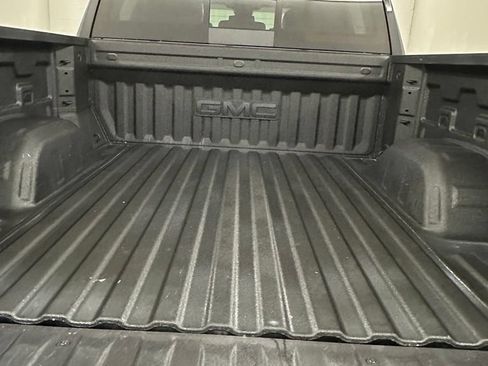 Used 2023 GMC Sierra 1500 Elevation w/ Elevation Premium Package AWD/4WD image 32