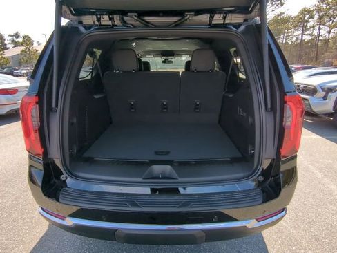 New 2026 GMC Yukon XL Elevation image 40