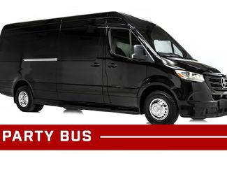 Used 2023 Mercedes-Benz Sprinter 3500 video 1