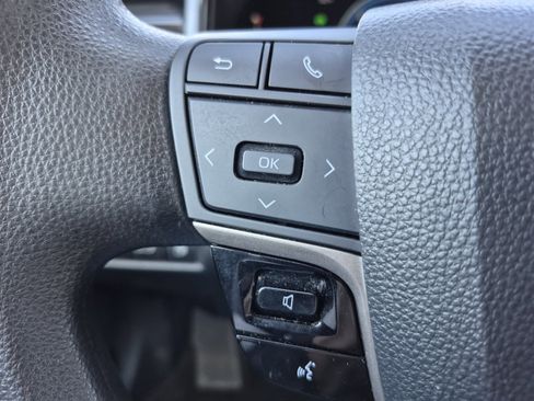 Used 2025 Toyota Camry LE image 26