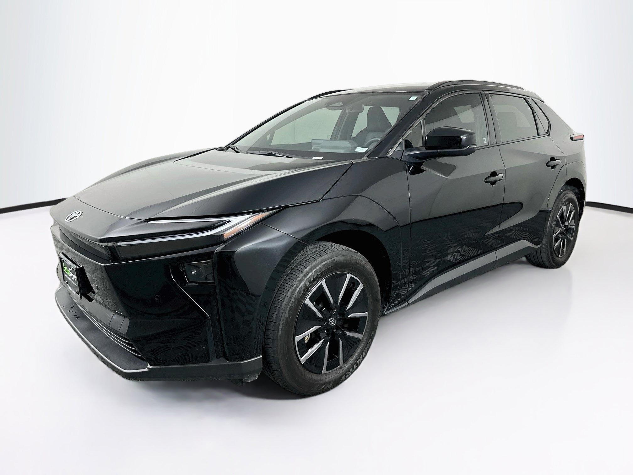 Used 2026 Toyota bZ AWD/4WD image 3