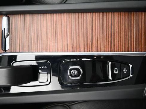 Used 2024 Volvo S60 B5 Plus AWD/4WD image 19