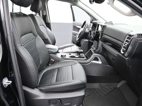 Used 2024 Ford Ranger Lariat w/ FX4 Off-Road Package image 16