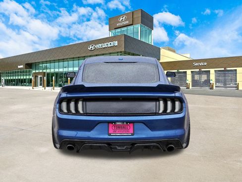 Used 2017 Ford Mustang GT Premium image 7