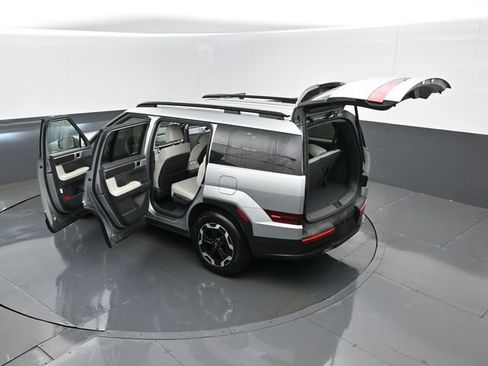 Used 2025 Hyundai Santa Fe SEL AWD/4WD image 28