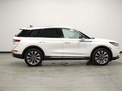 Used 2020 Lincoln Corsair Reserve image 9