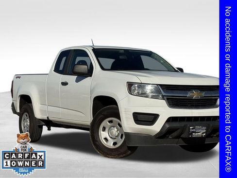 Used 2019 Chevrolet Colorado W/T w/ WT Convenience Package image 2