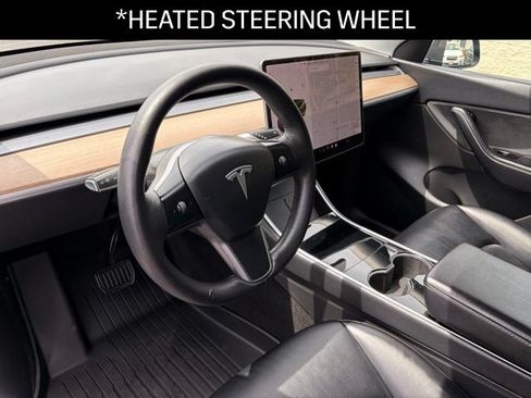 Used 2021 Tesla Model Y Long Range AWD/4WD image 11