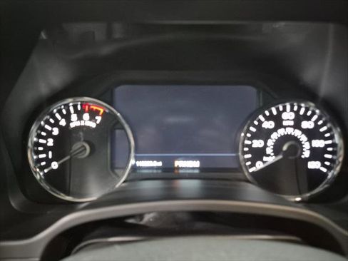 Used 2019 Ford F150 Lariat w/ Equipment Group 502A Luxury image 14