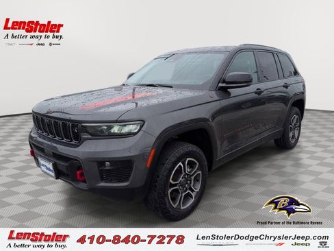 Used 2022 Jeep Grand Cherokee Trailhawk w/ ADV Protech Group II AWD/4WD image 1