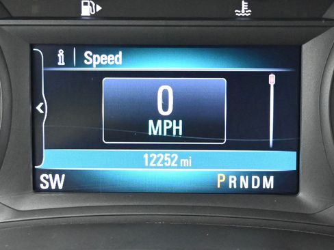 Used 2022 Buick Encore Preferred w/ Safety Package AWD/4WD image 22