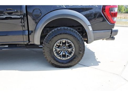 Certified 2022 Ford F150 Raptor w/ Raptor 37 Performance Package AWD/4WD image 30