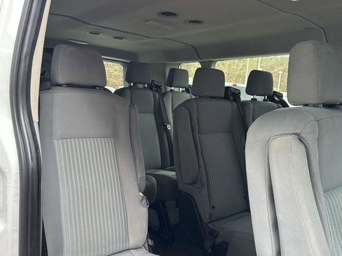 Used 2019 Ford Transit 350 XLT image 11