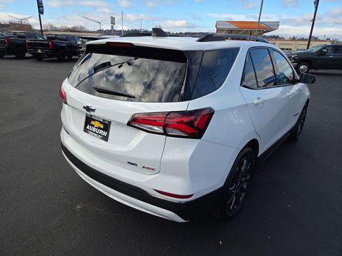 Certified 2022 Chevrolet Equinox RS w/ RS Leather Package image 3