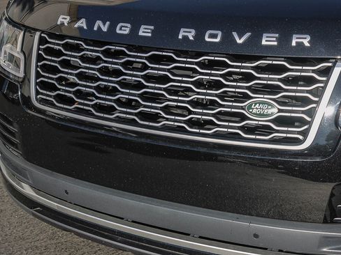 Used 2022 Land Rover Range Rover Westminster Edition image 6