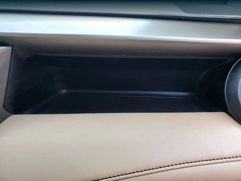 Used 2015 Toyota RAV4 Limited FWD image 31